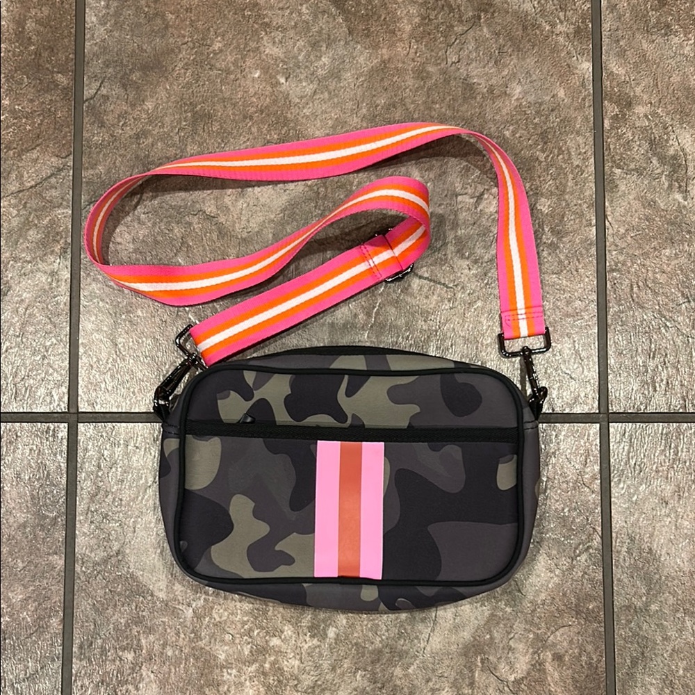Camouflage crossbody purse